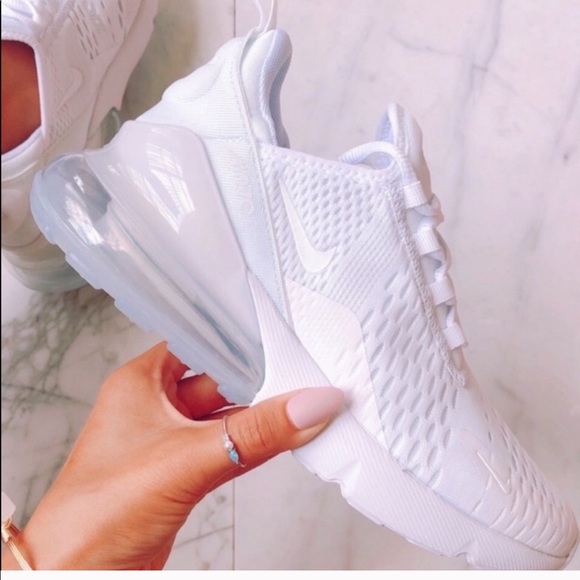 Nike Air Max 270 - Picture 5 of 8